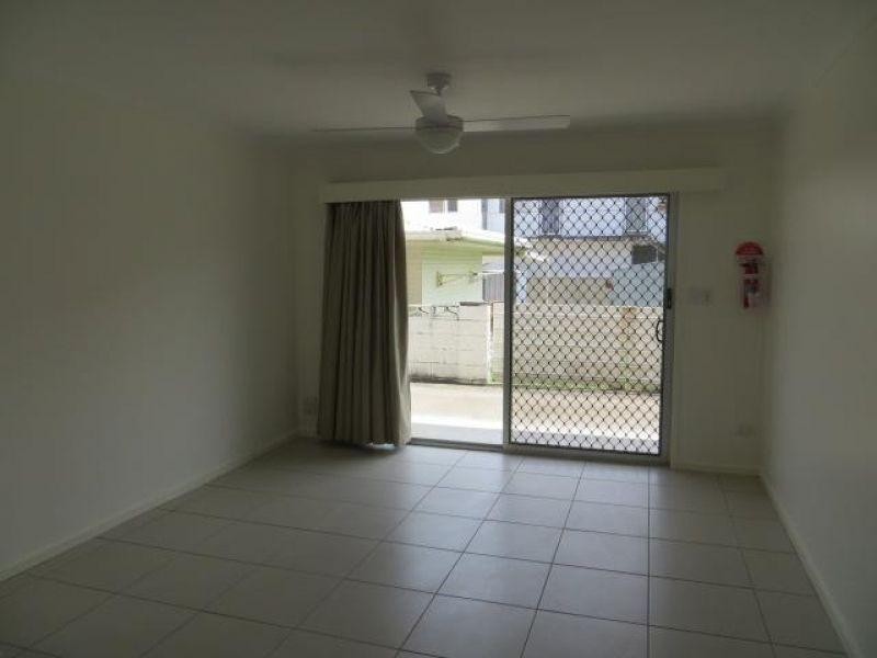 2/39 Back Street, Biggera Waters QLD 4216