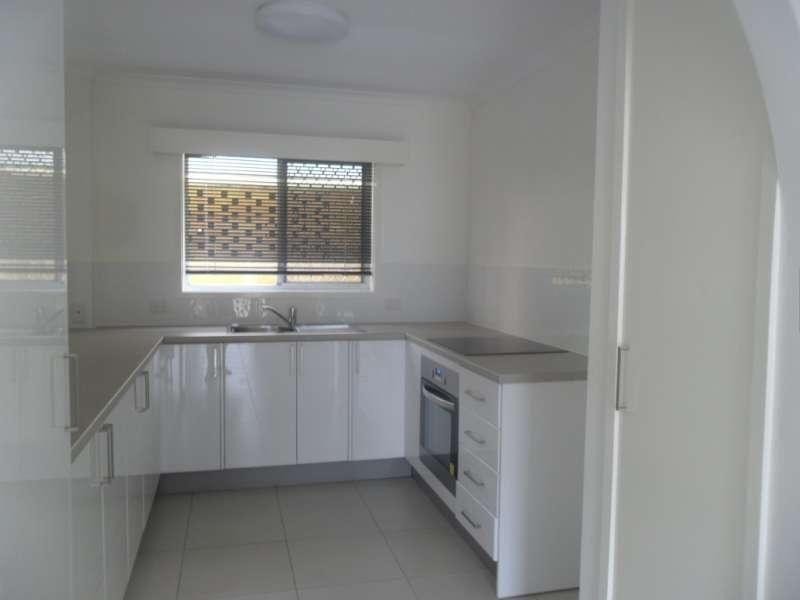 2/39 Back Street, Biggera Waters QLD 4216
