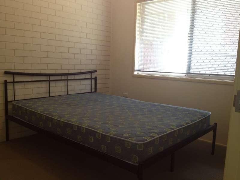 2/118 Smith Street, Southport QLD 4215