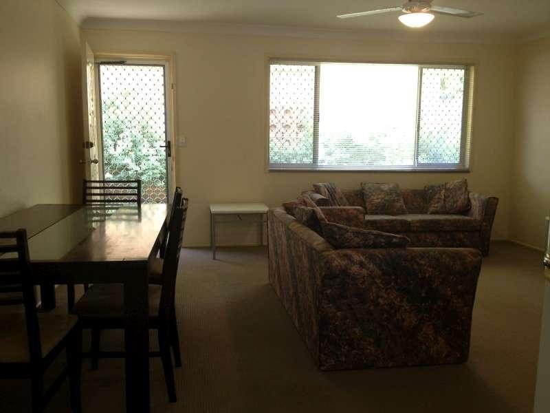 2/118 Smith Street, Southport QLD 4215