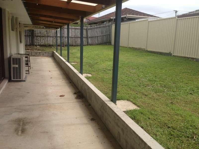 12A Jarmo Crescent, Southport QLD 4215