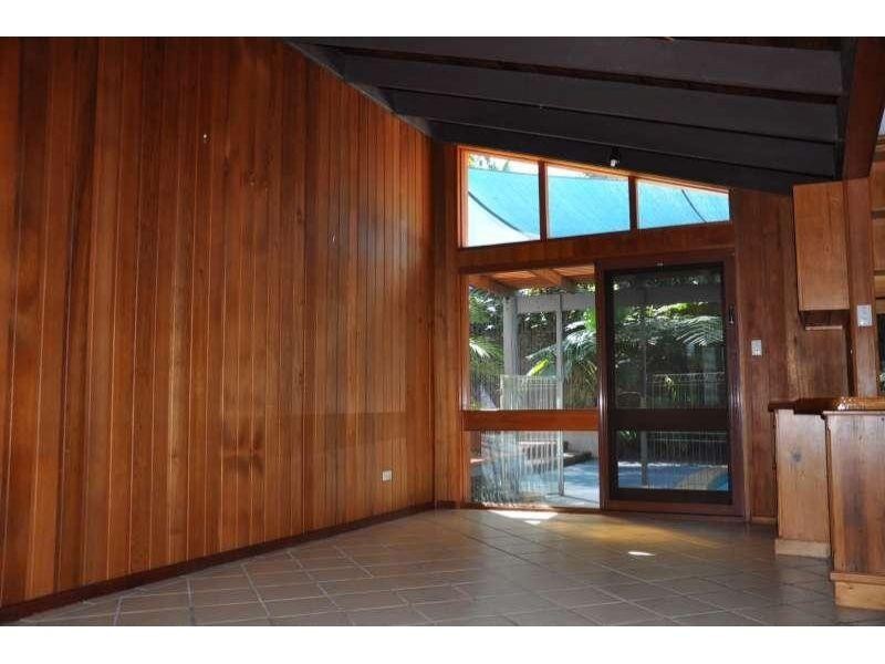 19 Milparinka Terrace, Ashmore QLD 4214