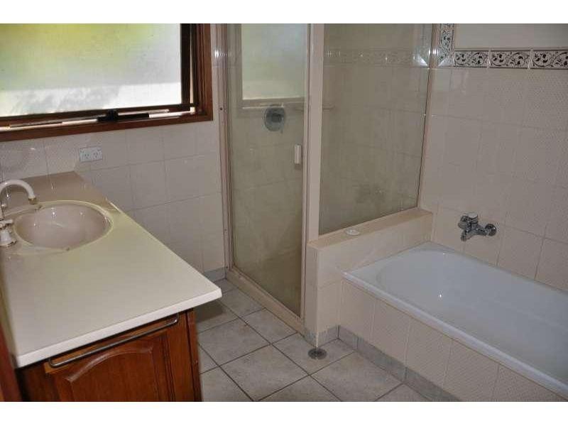 19 Milparinka Terrace, Ashmore QLD 4214