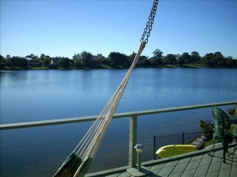 30 Wild Duck Drive, Mermaid Waters QLD 4218
