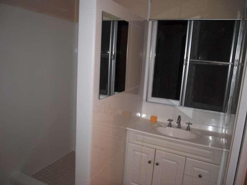 1/24 Broad Street, Labrador QLD 4215