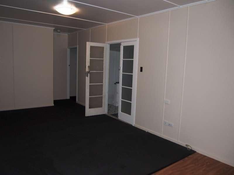 1/24 Broad Street, Labrador QLD 4215