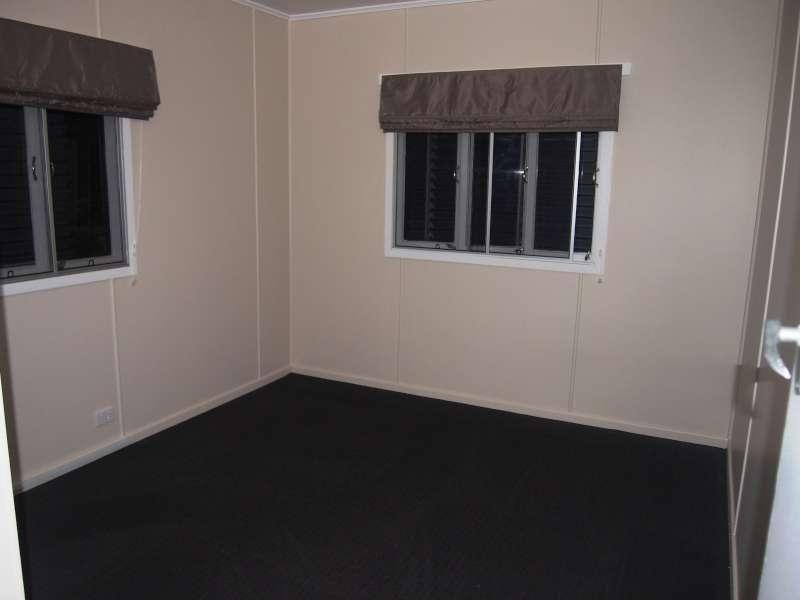 1/24 Broad Street, Labrador QLD 4215