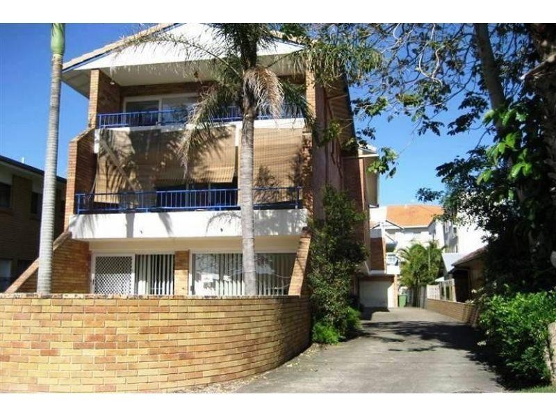 2/37 Back Street, Biggera Waters QLD 4216