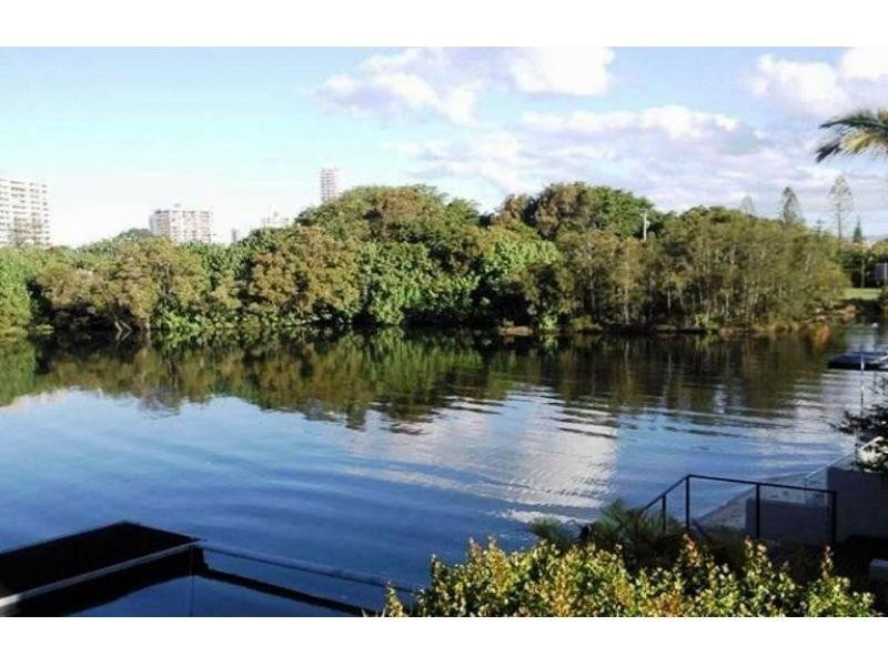 2/46 Paradise Island, Surfers Paradise QLD 4217