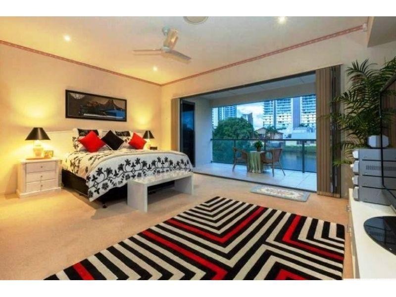 2/46 Paradise Island, Surfers Paradise QLD 4217