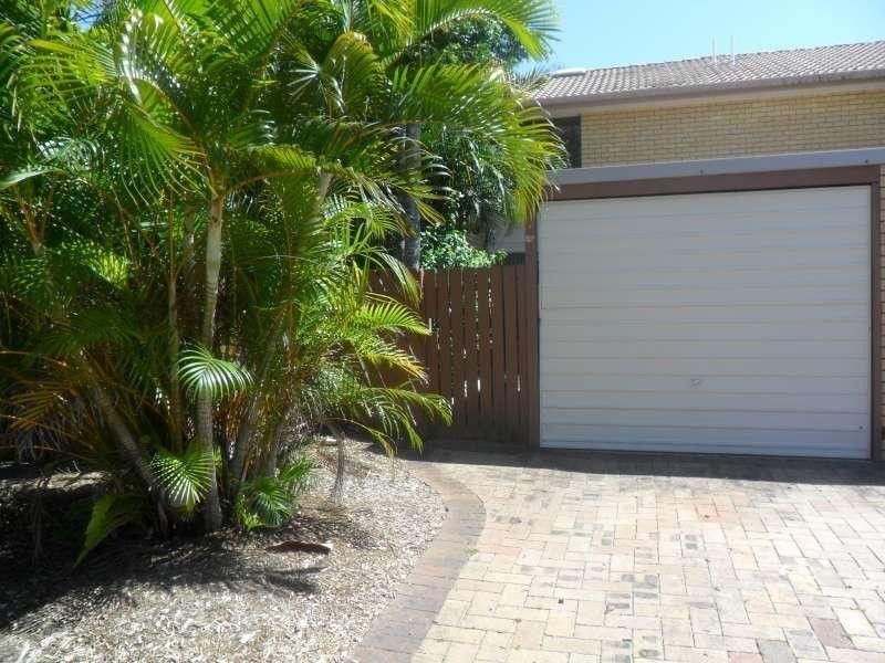 23/81 Olsen Avenue, Labrador QLD 4215