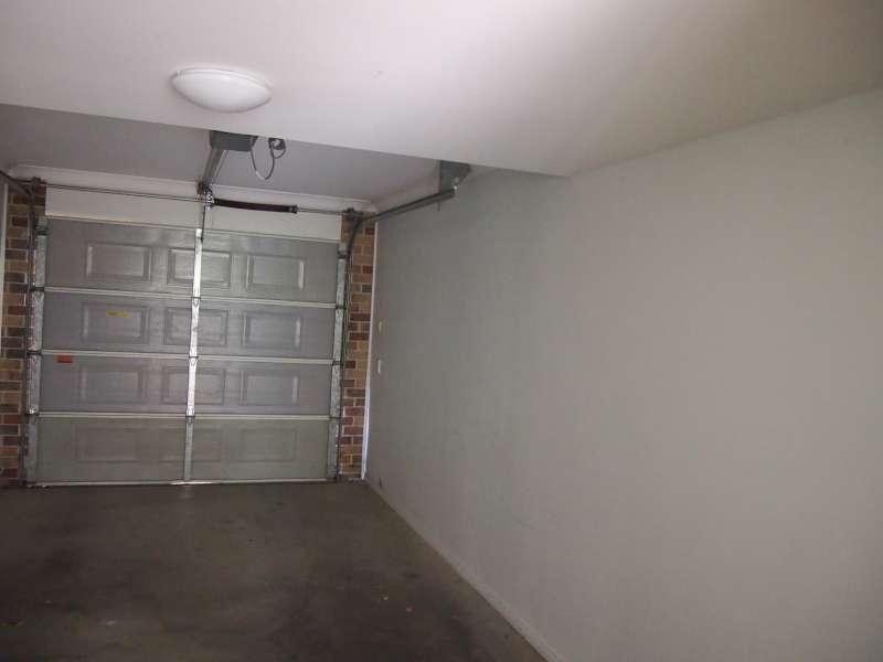 3/129 Eugaree Street, Southport QLD 4215