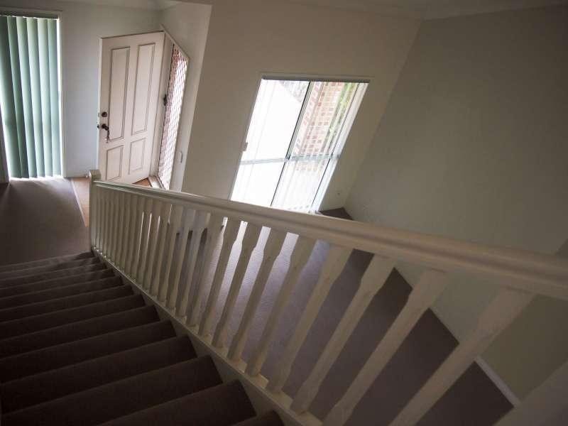 3/129 Eugaree Street, Southport QLD 4215