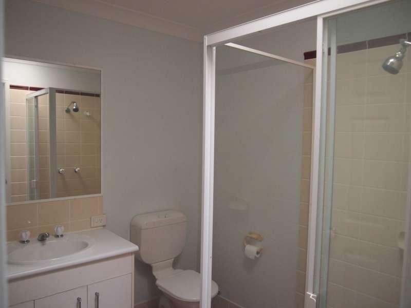 3/129 Eugaree Street, Southport QLD 4215