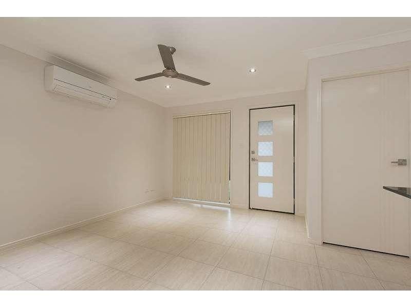 2/16 Aleiyah Street, Caboolture QLD 4510