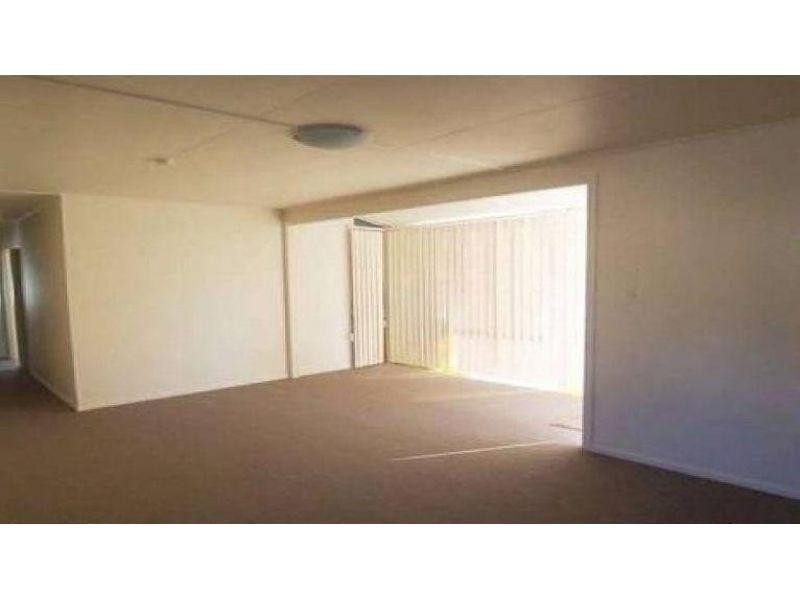 7 Echlin Street, Labrador QLD 4215