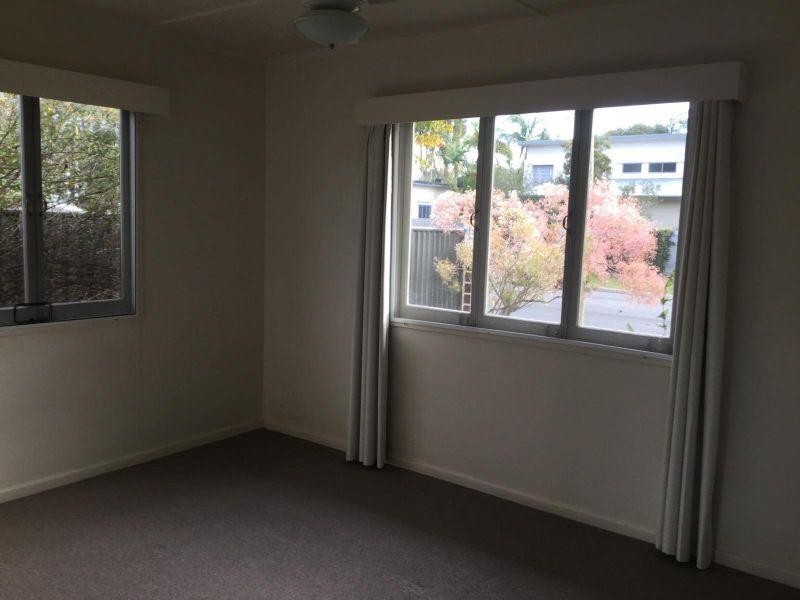 7 Echlin Street, Labrador QLD 4215