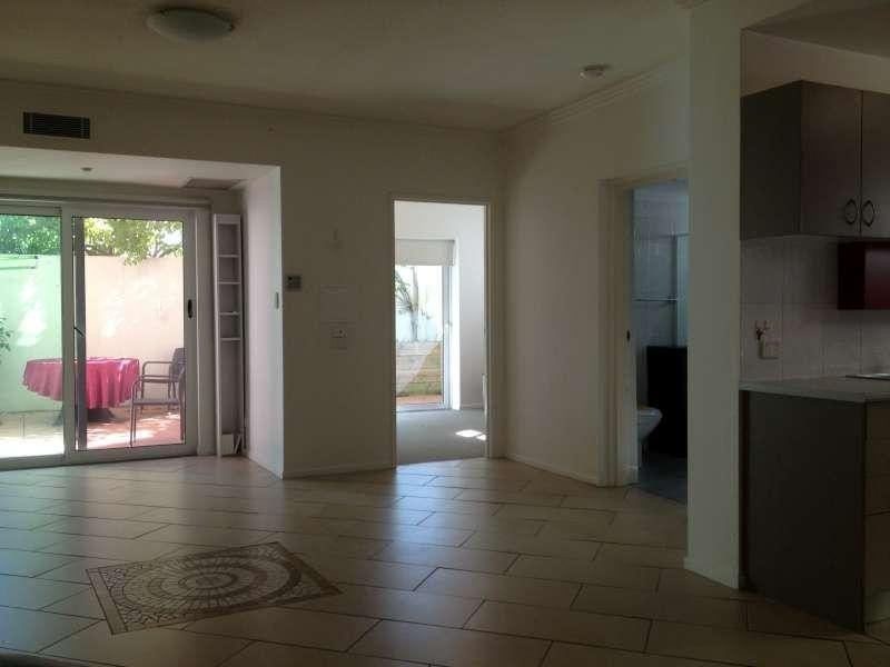 1/18 Rose Street, Southport QLD 4215