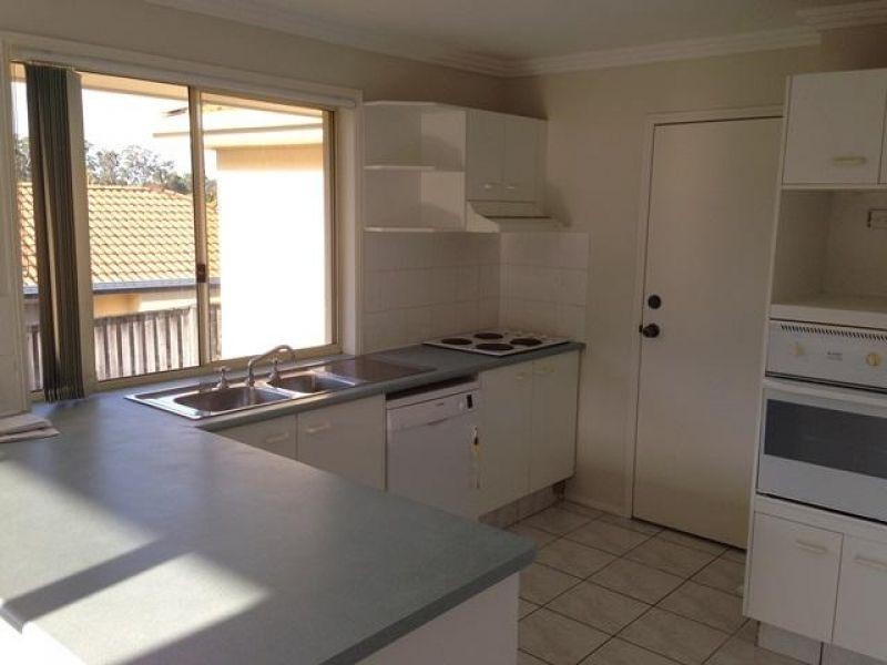 17 Glastonbury Drive, Mudgeeraba QLD 4213