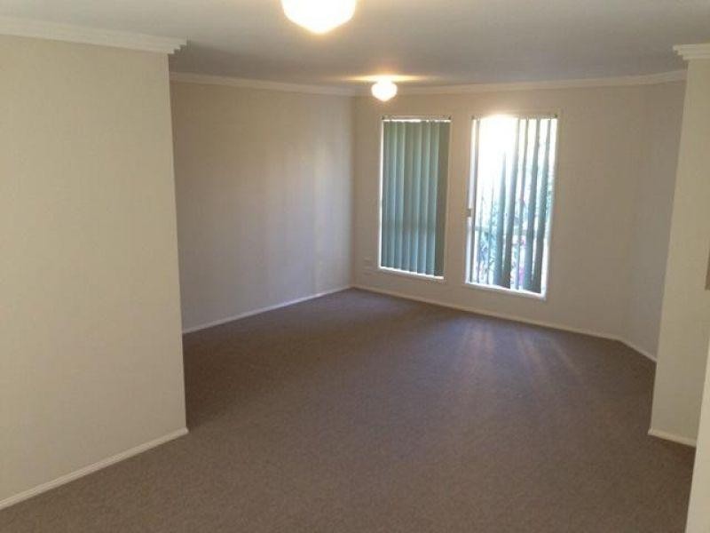 17 Glastonbury Drive, Mudgeeraba QLD 4213