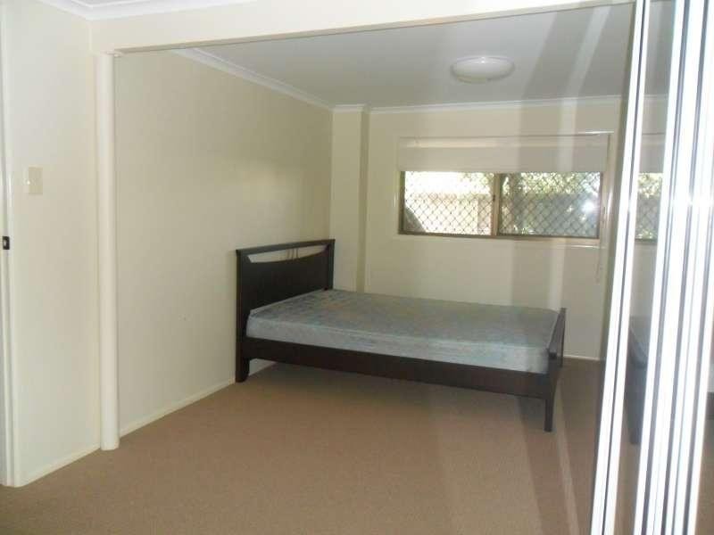 67a Muir Street, Labrador QLD 4215