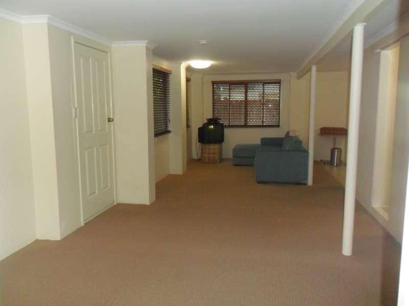 67a Muir Street, Labrador QLD 4215