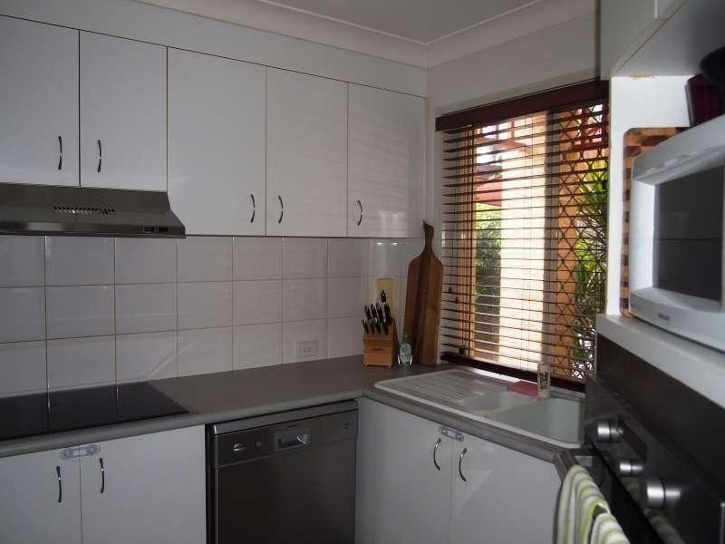 4/37 Ward Street, Southport QLD 4215