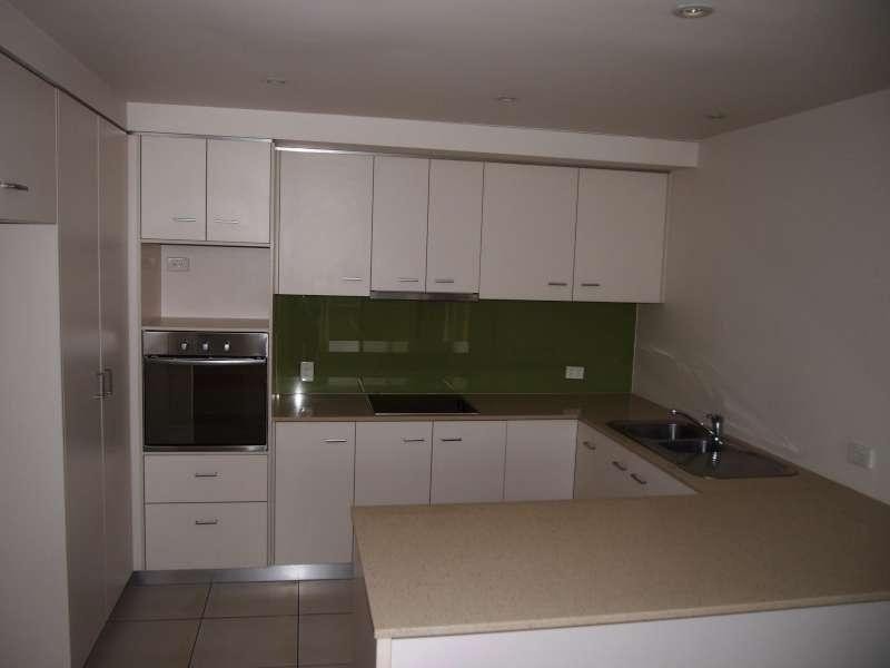 8/201 Varsity Parade, Varsity Lakes QLD 4227