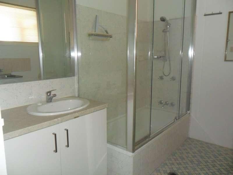 4/26 Leonard Avenue, Surfers Paradise QLD 4217