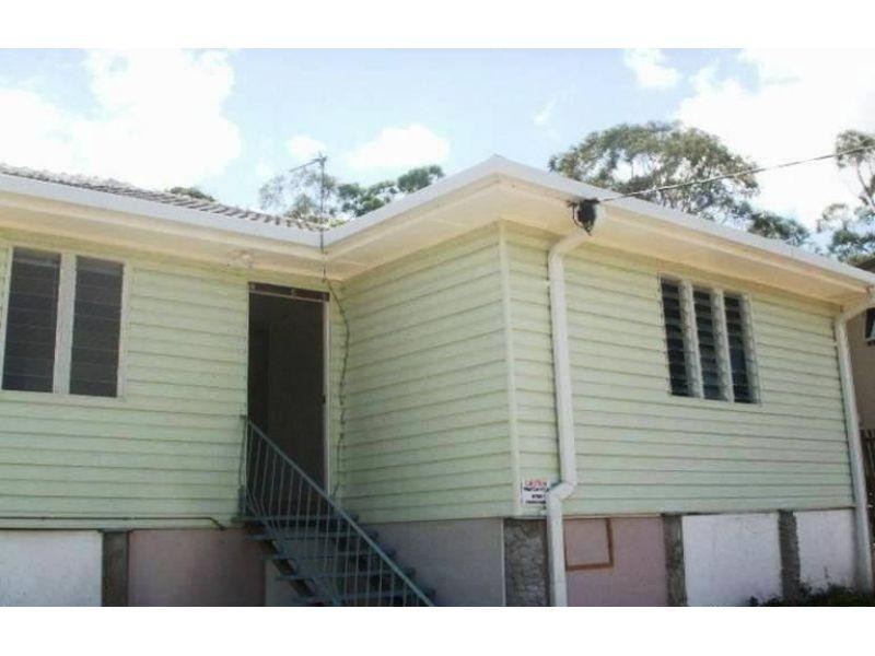 4 Kerry Place, Southport QLD 4215