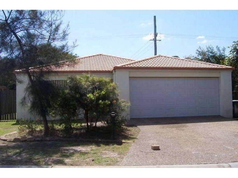 32 Madasin Close, Arundel QLD 4214