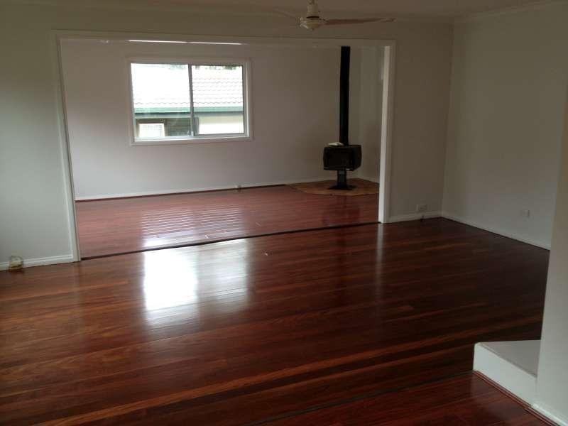 10 Darling Crescent, Molendinar QLD 4214