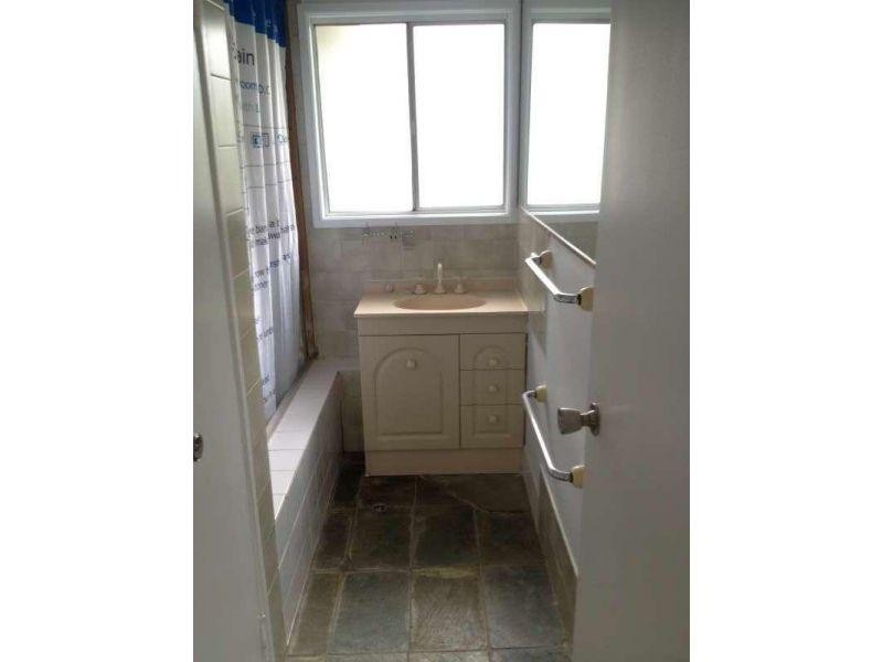 10 Darling Crescent, Molendinar QLD 4214