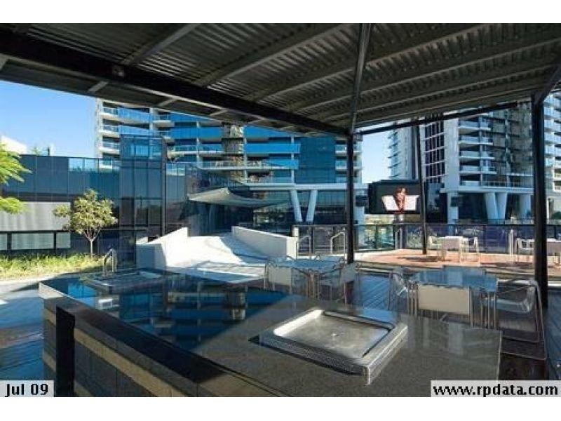 1066/9 Ferny Avenue, Surfers Paradise QLD 4217