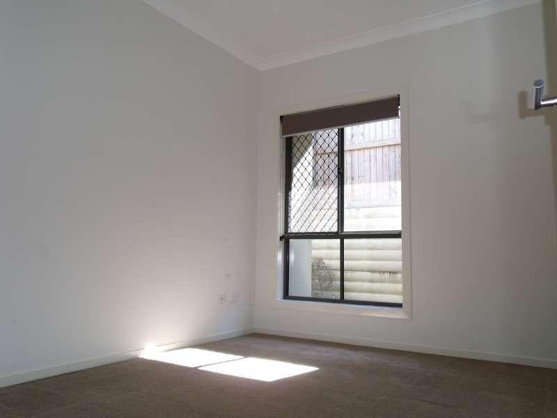 44 Stringybark Place, Molendinar QLD 4214