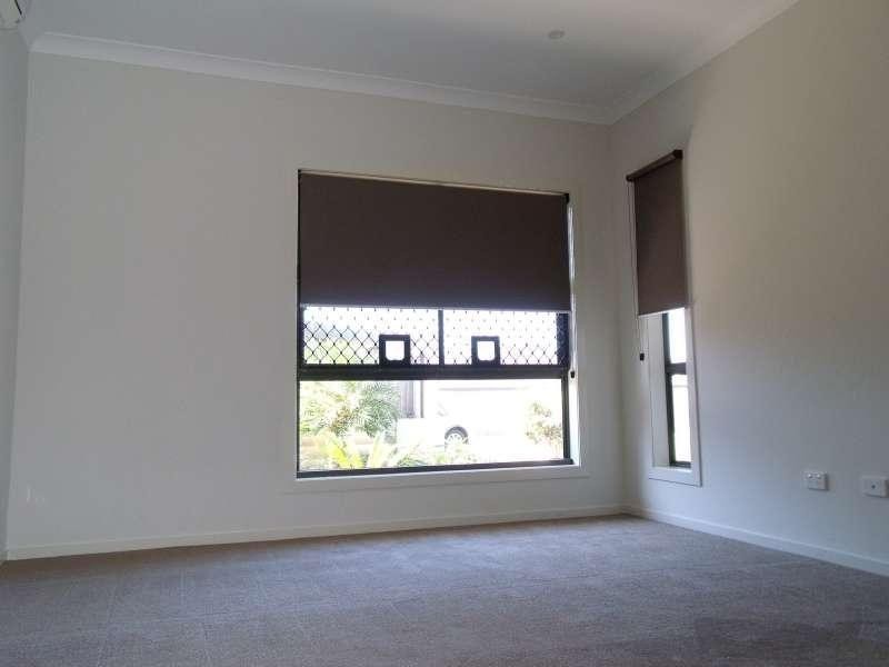 44 Stringybark Place, Molendinar QLD 4214