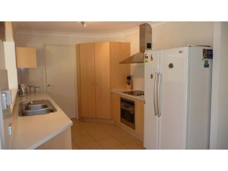 42 Doreen Drive, Coombabah QLD 4216