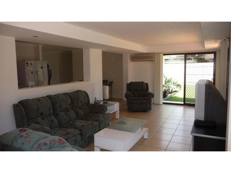 42 Doreen Drive, Coombabah QLD 4216