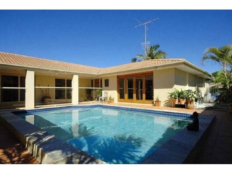 46 Gibraltar Drive, Isle Of Capri QLD 4217