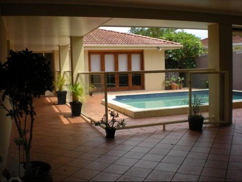 46 Gibraltar Drive, Isle Of Capri QLD 4217