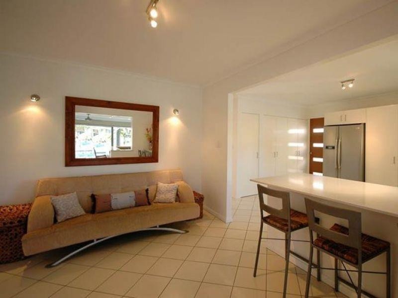 46 Gibraltar Drive, Isle Of Capri QLD 4217