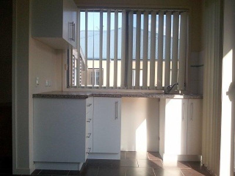 3C/20 Tourangeau Crescent, Varsity Lakes QLD 4227