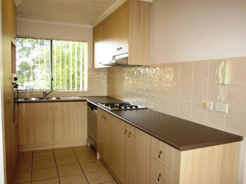 9/12 Gillian Lane, Southport QLD 4215