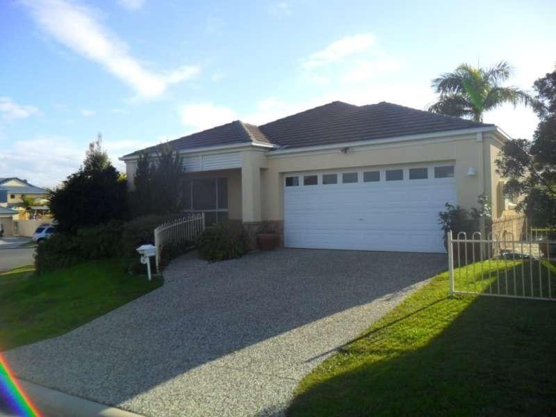 37 Christina Ryan Way, Arundel QLD 4214