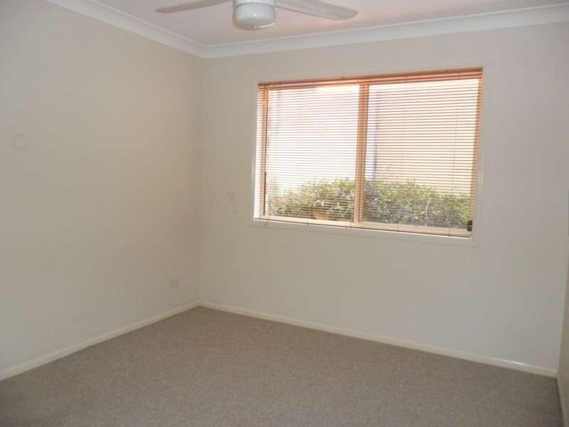 1/7 Maidenhair Place, Robina QLD 4226