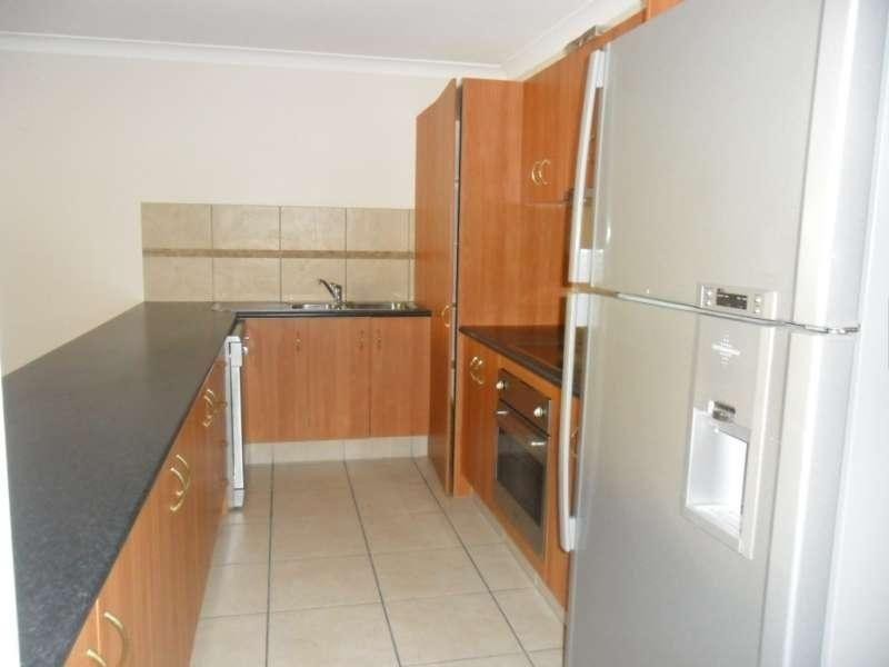 1/7 Maidenhair Place, Robina QLD 4226