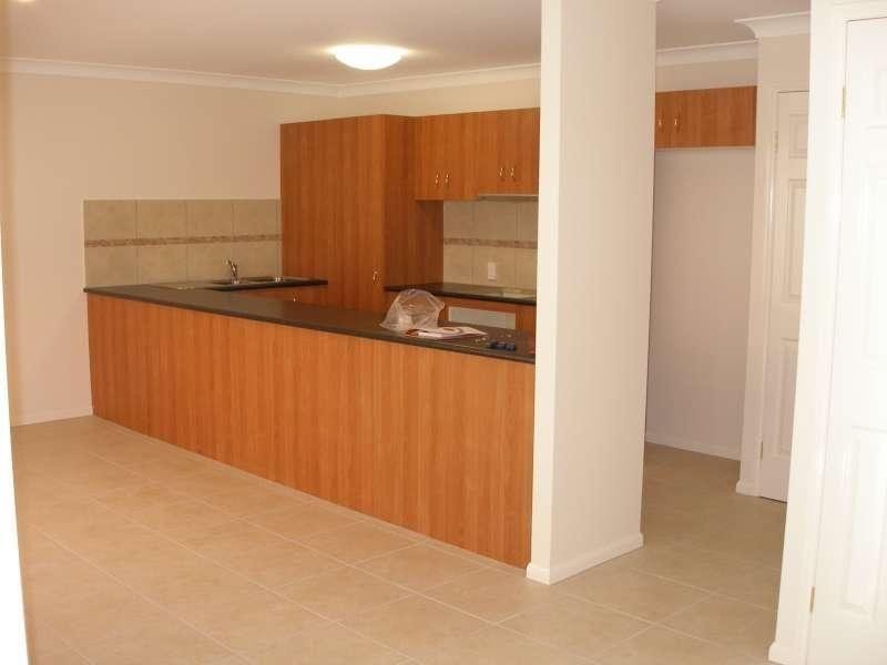 1/7 Maidenhair Place, Robina QLD 4226