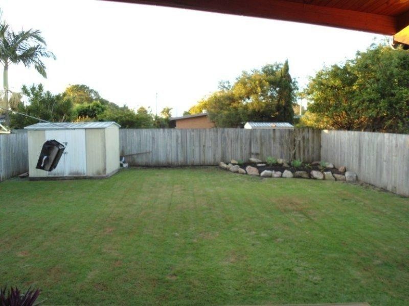 15 Nambur Street, Runaway Bay QLD 4216