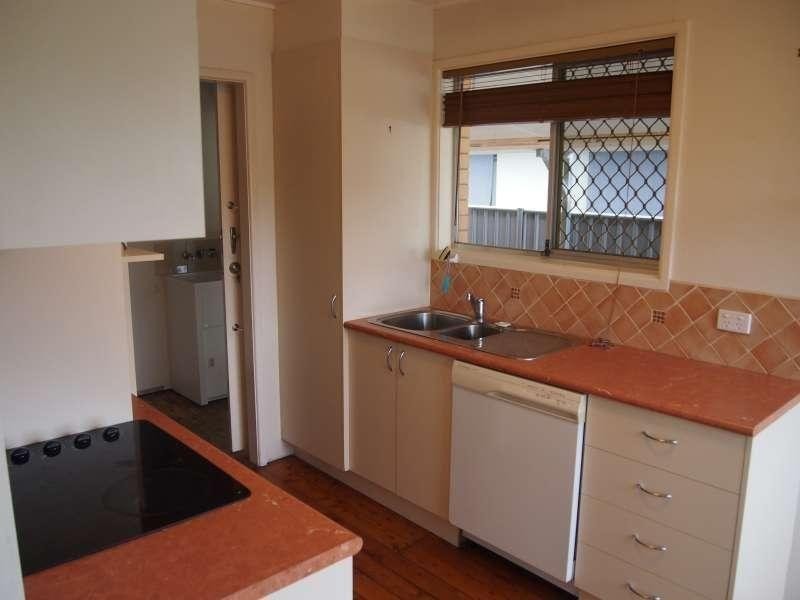 15 Nambur Street, Runaway Bay QLD 4216