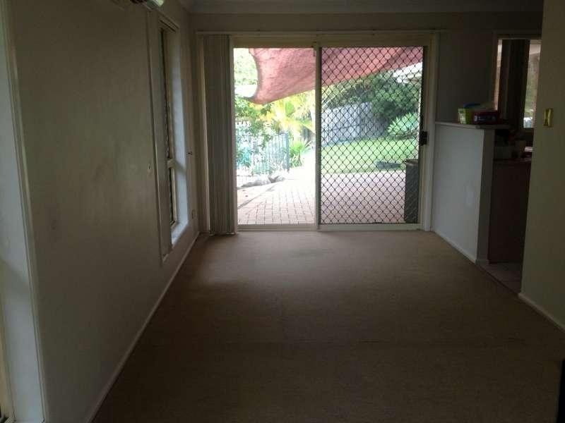 30 Capricorn Drive, Pacific Pines QLD 4211